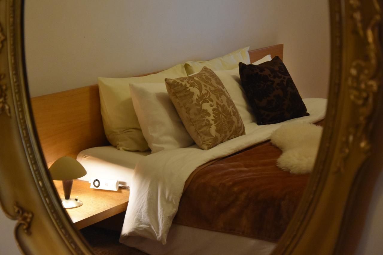 Victoria Design Stays - Apartment Rehorova 프라하 외부 사진
